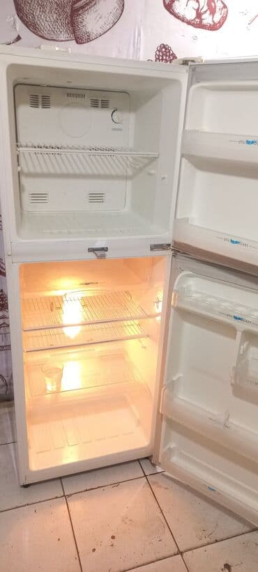 Маслобойки: Б/у 2 двери Samsung Холодильник Продажа, цвет - Белый at lalafo.az — 3 Маслобойки: Б/у 2 двери Samsung Холодильник Продажа, цвет - Белый — 3