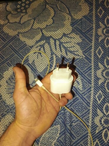 Simsiz şarj cihazı Apple, > 20 Vt lalafo.az -da Simsiz şarj cihazı Apple, > 20 Vt
