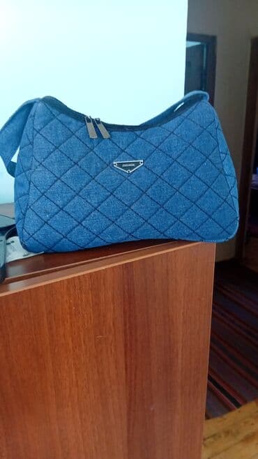 Peşəkar tikişçi-evdar usta kütləvi sifarişlər üçün iş axtarır lalafo.az -da Peşəkar tikişçi-evdar usta kütləvi sifarişlər üçün iş axtarır