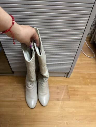 Çəkmə, Ölçü: 35, rəng - Bej, İşlənmiş lalafo.az -da Çəkmə, Ölçü: 35, rəng - Bej, İşlənmiş