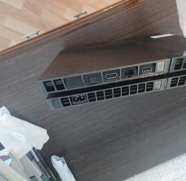 Ideal vəziyətdədir plombu üzərində 12.02 versiya 2 dualshock və 12 lalafo.az -da Ideal vəziyətdədir plombu üzərində 12.02 versiya 2 dualshock və 12