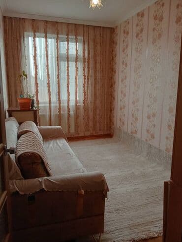 Bakı, 4-cü mikrorayon, 3 otaqlı, Köhnə tikili, m. Memar Əcəmi, 75 kv. m lalafo.az -da Bakı, 4-cü mikrorayon, 3 otaqlı, Köhnə tikili, m. Memar Əcəmi, 75 kv. m