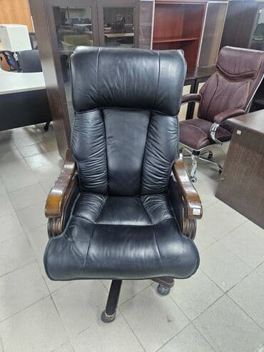 İşlənmiş, Təkərli, Qolları tənzimlənmir, Dəri lalafo.az -da İşlənmiş, Təkərli, Qolları tənzimlənmir, Dəri