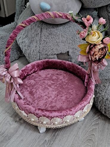 Konfet sebeti satılır 1 defe isdifade edilib olcusu boyukdur lalafo.az -da Konfet sebeti satılır 1 defe isdifade edilib olcusu boyukdur