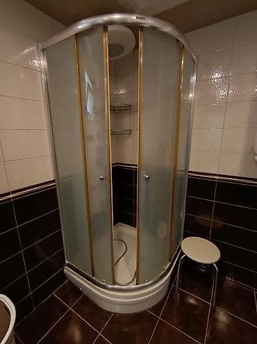 Üstü açıq kabina, Künc üçün lalafo.az -da Üstü açıq kabina, Künc üçün