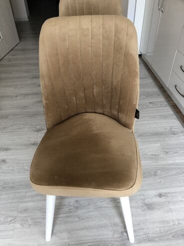 4ədəd Mətbəx stullari təzədi, bal rənqdə real alici zənq etsin.Qiymət lalafo.az -da 4ədəd Mətbəx stullari təzədi, bal rənqdə real alici zənq etsin.Qiymət