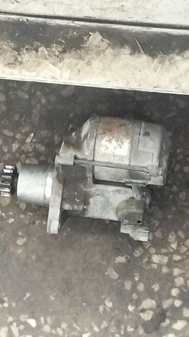 Tayota Leksuz statiridi islekdi lalafo.az -da Tayota Leksuz statiridi islekdi