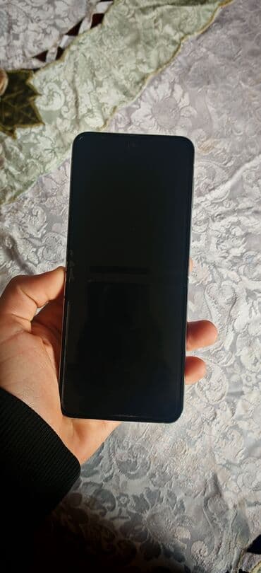 Samsung Galaxy Z Flip 5, rəng - Yaşıl, Barmaq izi lalafo.az -da Samsung Galaxy Z Flip 5, rəng - Yaşıl, Barmaq izi