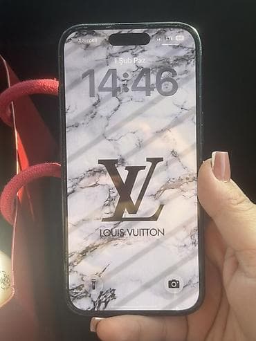 IPhone 15, Qara, Qırıq lalafo.az -da IPhone 15, Qara, Qırıq