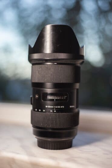 Sigma 18-35mm f/1.8 DC HSM lens. Canon EF Crop sensorlu Canon lalafo.az -da Sigma 18-35mm f/1.8 DC HSM lens. Canon EF Crop sensorlu Canon