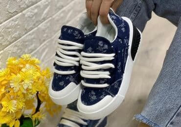 Gündəlık krossovka36razmer 25azn alınıb sehıfelerde o qıymetede lalafo.az -da Gündəlık krossovka36razmer 25azn alınıb sehıfelerde o qıymetede