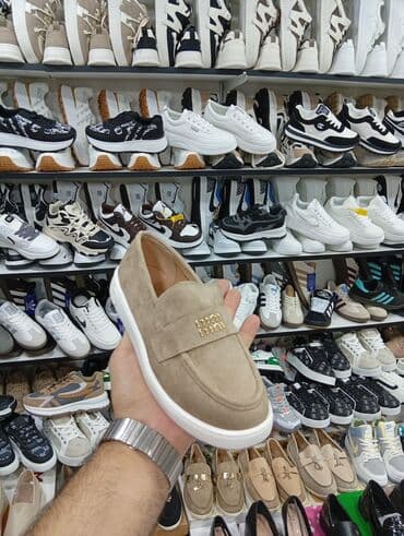 Qadın loaferləri – gündəlik və smart-casual üslub üçün - Modellər lalafo.az -da Qadın loaferləri – gündəlik və smart-casual üslub üçün - Modellər