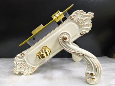 Klassik üslublu qapı dəstəsi və iç mexanizmi - Material: metal gövdə lalafo.az -da Klassik üslublu qapı dəstəsi və iç mexanizmi - Material: metal gövdə