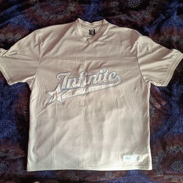 Infinite temalı oversize futbolka -açıq krem/boz tonlarında - lalafo.az -da Infinite temalı oversize futbolka -açıq krem/boz tonlarında -