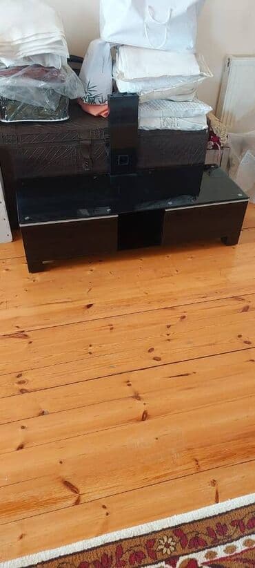 İşlənmiş, Düz TV altlığı, Polkalı, Şüşəli, Türkiyə lalafo.az -da İşlənmiş, Düz TV altlığı, Polkalı, Şüşəli, Türkiyə