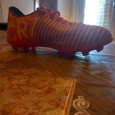Məhsul: Futbol butsu (cüt) - Model detalı: CR7 tematik dizayn, yan lalafo.az -da Məhsul: Futbol butsu (cüt) - Model detalı: CR7 tematik dizayn, yan