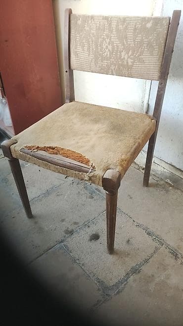 Diqqət əntiqsovet stulu kreslo kimidir.ölcüsu çox boyükdür. 20 lalafo.az -da Diqqət əntiqsovet stulu kreslo kimidir.ölcüsu çox boyükdür. 20