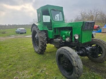 Barter var Əsas niva Yaşıl rəngli təkər arxasından idarə olunan kənd lalafo.az -da Barter var Əsas niva Yaşıl rəngli təkər arxasından idarə olunan kənd