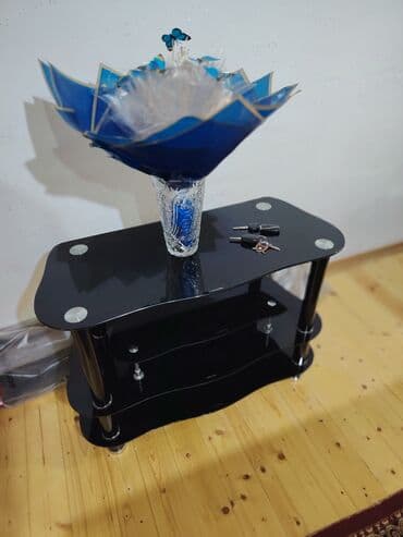 Klassik masa, İşlənmiş, Şüşə, Oval masa lalafo.az -da Klassik masa, İşlənmiş, Şüşə, Oval masa