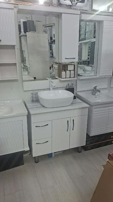 Ağ rəngdə vanna otağı mebeli dəsti - Üst mərmər naxışlı stolüstü səth lalafo.az -da Ağ rəngdə vanna otağı mebeli dəsti - Üst mərmər naxışlı stolüstü səth