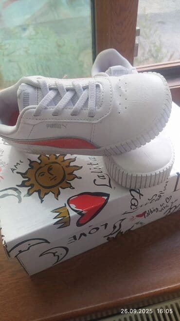 Uşaq idman ayaqqabısı – Puma - Rəng: ağ, yanlarda somon-çəhrayı Puma lalafo.az -da Uşaq idman ayaqqabısı – Puma - Rəng: ağ, yanlarda somon-çəhrayı Puma