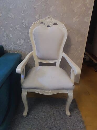 5 Ədəd stul 1-i kreslo 500 Manat lalafo.az -da 5 Ədəd stul 1-i kreslo 500 Manat