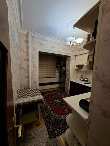 Гаражи: Yeni Günəşli qəsəbəsi D massivi 11ci binada, Ballı marketin üstündə at lalafo.az — 10 Гаражи: Yeni Günəşli qəsəbəsi D massivi 11ci binada, Ballı marketin üstündə — 10