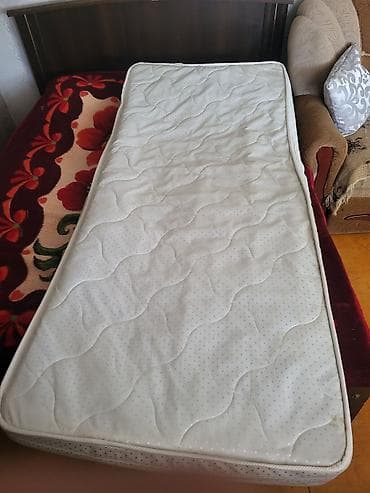 İşlənmiş, Sadə matras, Bir nəfərlik lalafo.az -da İşlənmiş, Sadə matras, Bir nəfərlik