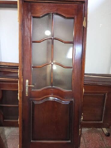 Divardan çıxma qapı 4 ədəd dəstdi hər şeyi üstündə verilir lalafo.az -da Divardan çıxma qapı 4 ədəd dəstdi hər şeyi üstündə verilir