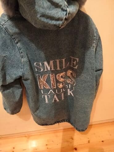 Qadınlar üçün cins parka - Material: mavi denim (cins) üst qat, içi lalafo.az -da Qadınlar üçün cins parka - Material: mavi denim (cins) üst qat, içi