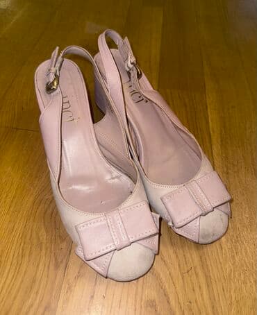 Tuflilər, Ölçü: 37, rəng - Bej, İşlənmiş lalafo.az -da Tuflilər, Ölçü: 37, rəng - Bej, İşlənmiş