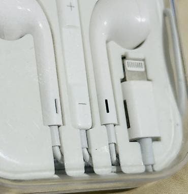 Проводные Наушники, Apple, цвет - Белый at lalafo.az Проводные Наушники, Apple, цвет - Белый