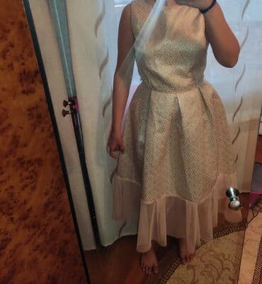 M razmer paltar. Ünvan 9cu mikrorayon. Ecemi metro lalafo.az -da M razmer paltar. Ünvan 9cu mikrorayon. Ecemi metro