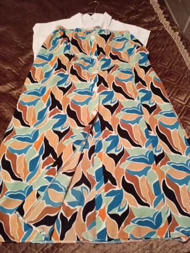 Yeni dest satilir. Yupka koynek yupkanin önü düymeli beli rezinlidir lalafo.az -da Yeni dest satilir. Yupka koynek yupkanin önü düymeli beli rezinlidir