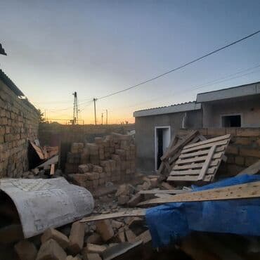 Tikinti materialları paketi – həyət-bacadan yığılmış müxtəlif lalafo.az -da Tikinti materialları paketi – həyət-bacadan yığılmış müxtəlif