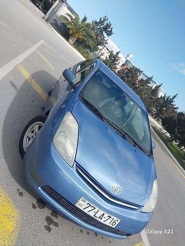 Toyota Prius hibrid, mavi rəng. - Kuzov: hetçbek, 5 qapı - Yanacaq lalafo.az -da Toyota Prius hibrid, mavi rəng. - Kuzov: hetçbek, 5 qapı - Yanacaq
