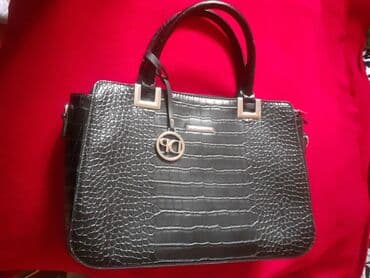 SUMKA TURKIYEDEN ALINIB YENIDIR QARA RENGDE ALTINDA BELE DEMIRLERI lalafo.az -da SUMKA TURKIYEDEN ALINIB YENIDIR QARA RENGDE ALTINDA BELE DEMIRLERI