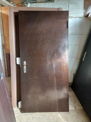 Seyf qapı səliqəli vəziyyədə çölə sağa açılandı zamoku ruckası açarı lalafo.az -da Seyf qapı səliqəli vəziyyədə çölə sağa açılandı zamoku ruckası açarı