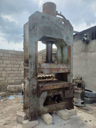 пресс чоп сатам: Pres aparatı 150 tonluq.stolu 1mx1m.Press avadanlıq at lalafo.az — 3 пресс чоп сатам: Pres aparatı 150 tonluq.stolu 1mx1m.Press avadanlıq — 3