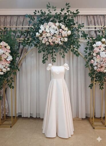 Zərif ziyafət və mərasim geyimləri dəsti - Uzun ağ ziyafət/libas lalafo.az -da Zərif ziyafət və mərasim geyimləri dəsti - Uzun ağ ziyafət/libas