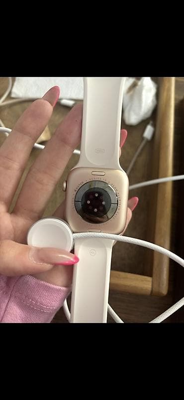 Yeni, Smart saat, Apple, Suya davamlı, rəng - Qızılı lalafo.az -da Yeni, Smart saat, Apple, Suya davamlı, rəng - Qızılı