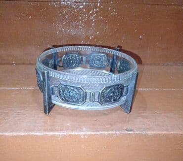 Vintaj uslubunda konfet, meyve, salat, sirniyyat qabi. Metall və şüşə lalafo.az -da Vintaj uslubunda konfet, meyve, salat, sirniyyat qabi. Metall və şüşə