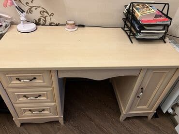 İşlənmiş, Kvadrat masa lalafo.az -da İşlənmiş, Kvadrat masa