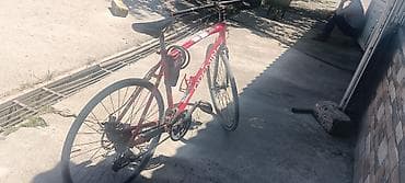 Şəhər/trek hibrid tipli velosiped - Rəng: qırmızı, qara detallar - lalafo.az -da Şəhər/trek hibrid tipli velosiped - Rəng: qırmızı, qara detallar -