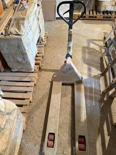 Netlift markalı bu mexaniki palet qaldırıcı anbarlar, istehsal lalafo.az -da Netlift markalı bu mexaniki palet qaldırıcı anbarlar, istehsal