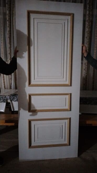 Ağ rəngli, klassik rellefli panelli qapı panelləri. Xüsusiyyətlər: - lalafo.az -da Ağ rəngli, klassik rellefli panelli qapı panelləri. Xüsusiyyətlər: -