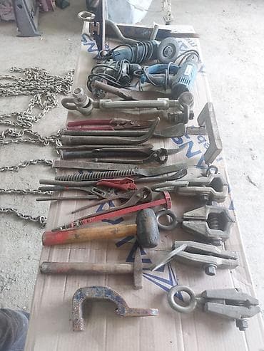 Avto-təmir və kuzov işləri üçün alət və avadanlıq dəsti Tərkib: - at lalafo.az Avto-təmir və kuzov işləri üçün alət və avadanlıq dəsti Tərkib: -