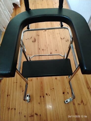 Manevrli reabilitasiya/gəzinti dayağı – çiyin altı dəstəkli lalafo.az -da Manevrli reabilitasiya/gəzinti dayağı – çiyin altı dəstəkli