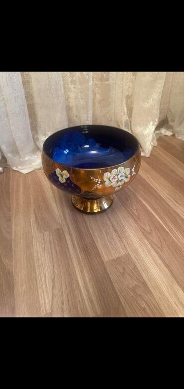 Vazalar, Çaynik. İşlənməyib. Dekor kimi dolabda qalıb. Qutuları lalafo.az -da Vazalar, Çaynik. İşlənməyib. Dekor kimi dolabda qalıb. Qutuları