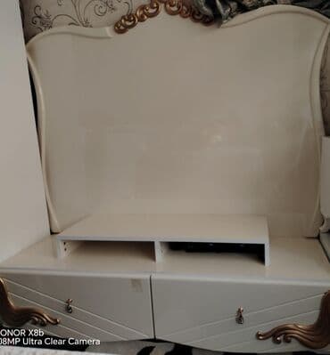 Düz TV altlığı, Polkalı lalafo.az -da Düz TV altlığı, Polkalı